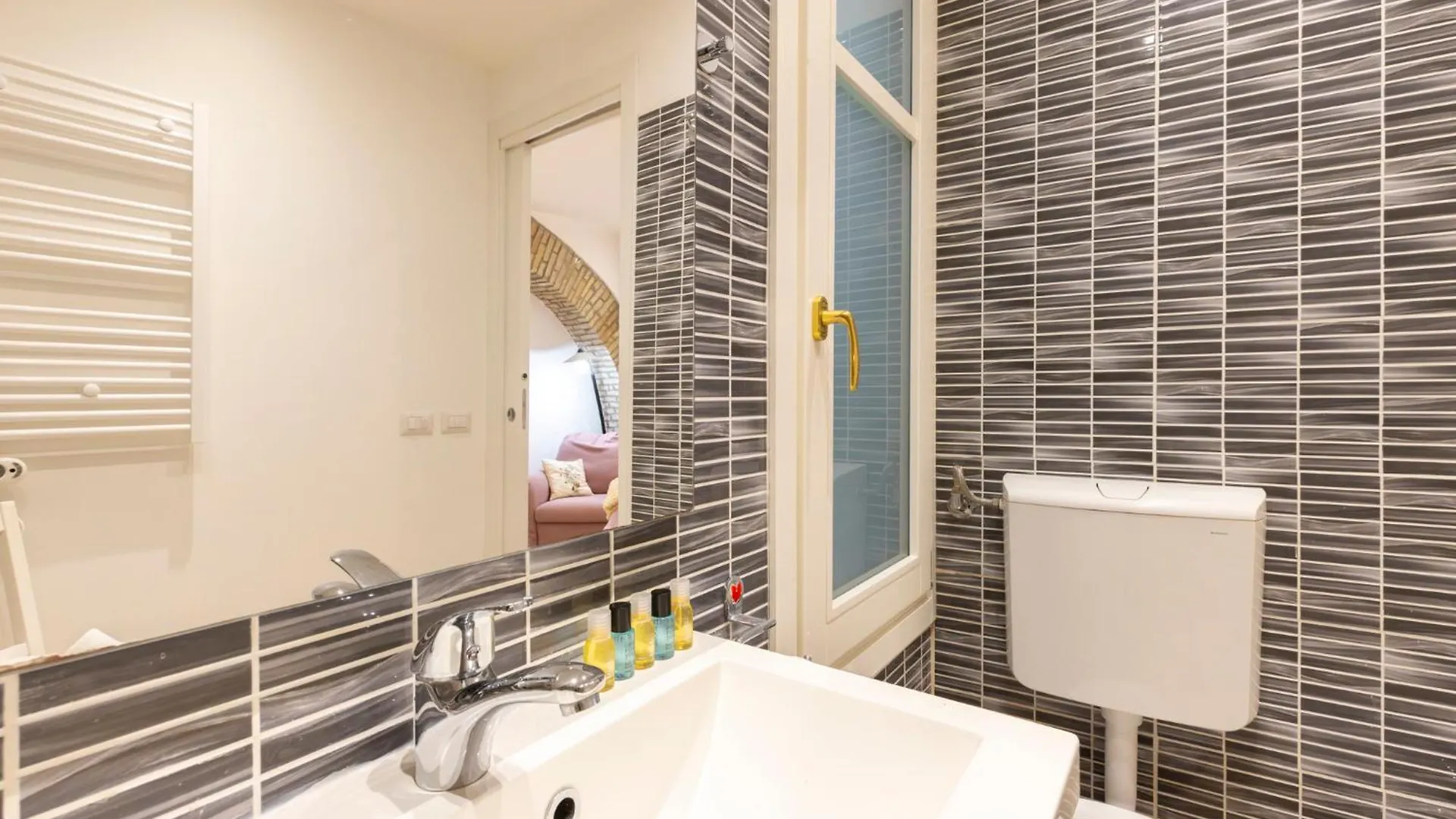 Center Boutique Apartman Cagliari