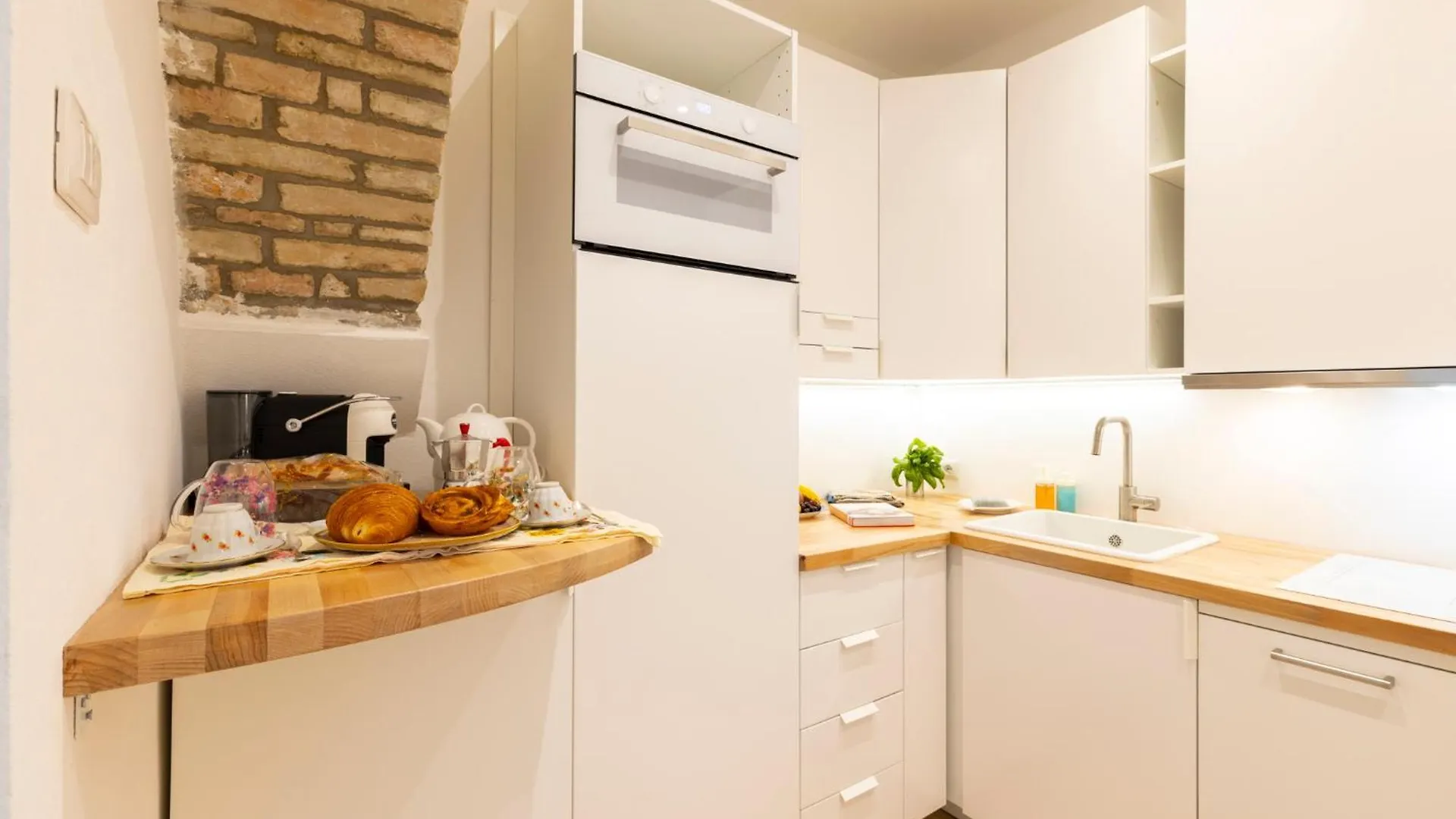 Apartament Center Boutique Cagliari
